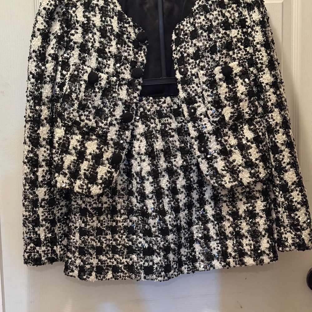 Chic Black and White Sequined Business Suit Set